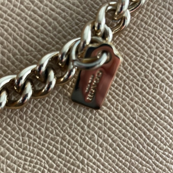 Coach tan leather tote with gold hardware & chain - Picture 3 of 11